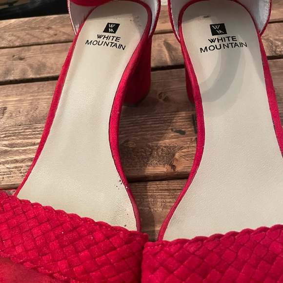 White Mountain Red wide heels - Picture 4 of 5